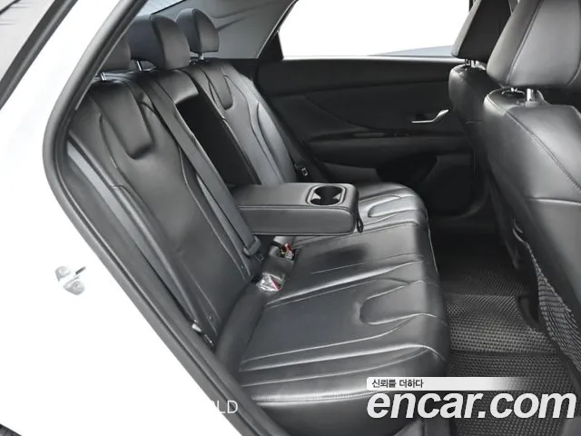 Hyundai Avante CN7 — Фото автомобиля 18