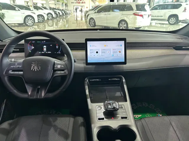 BYD Qin PLUS — Фото автомобиля 11