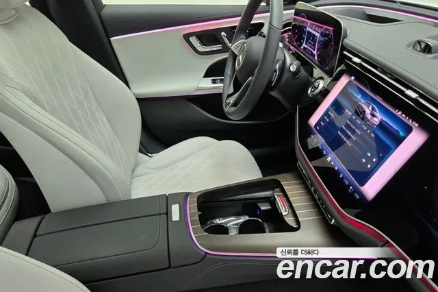 Mercedes-Benz E-Class — Фото автомобиля 14