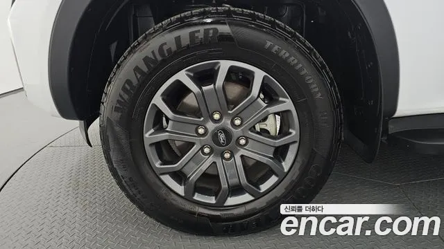 Ford Ranger — Фото автомобиля 4