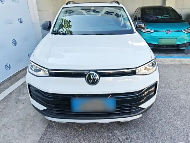 Volkswagen Tharu — Фото автомобиля 2