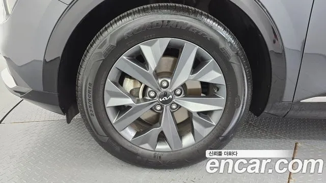 Kia Sportage Sportage 5-е поколение Бензин 1.6 турбо 2WD — Фото автомобиля 4