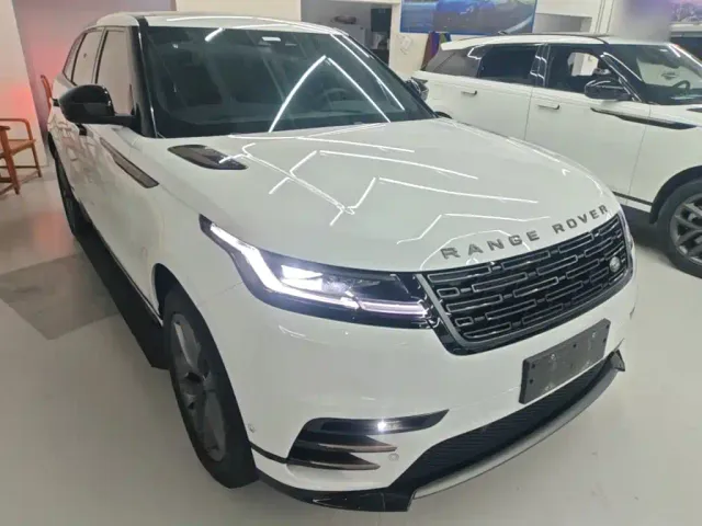 Land Rover Range Rover Velar — Фото автомобиля 3