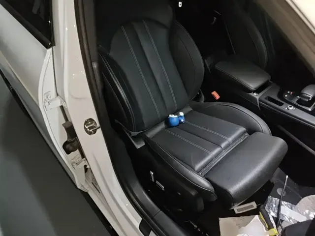Audi Audi A4L 2024 40 TFSI Luxury Dynamic (Starry Night Edition) — Фото автомобиля 24