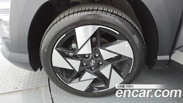 Hyundai Kona Kona (SX2) Бензин 1.6 Turbo 4WD — Фото автомобиля 5