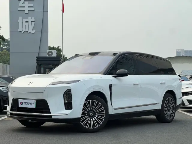 Фотография автомобиля — Nio ES8
