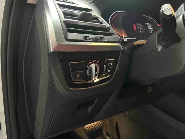 BMW X3 — Фото автомобиля 12