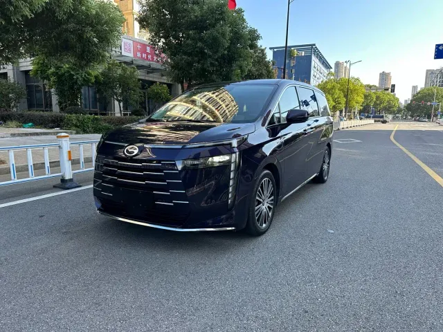 GAC Trumpchi E8 — Фото автомобиля 2