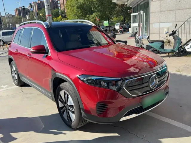 Mercedes-Benz EQB — Фото автомобиля 5