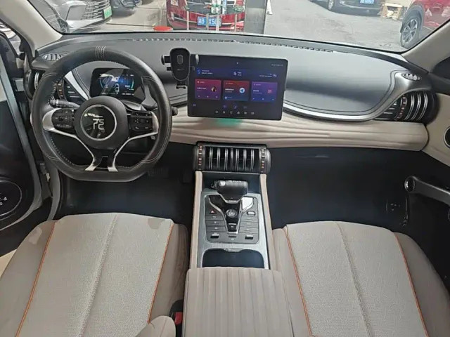 BYD Yuan PLUS — Фото автомобиля 9