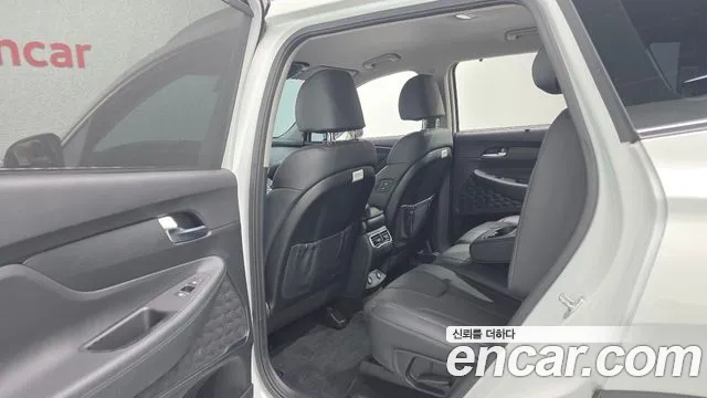 Hyundai Santafe Новый Santa Fe — Фото автомобиля 17
