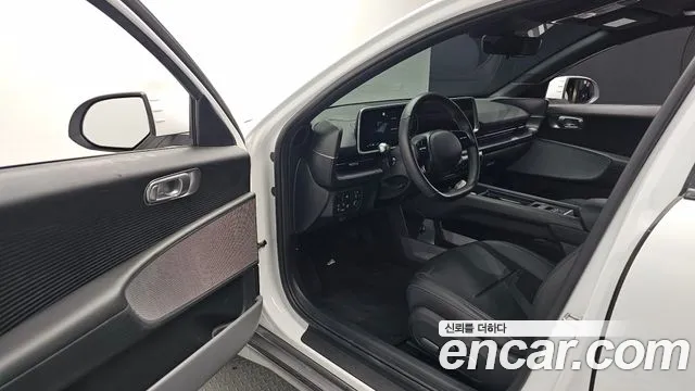 Hyundai Ioniq 6 — Фото автомобиля 10