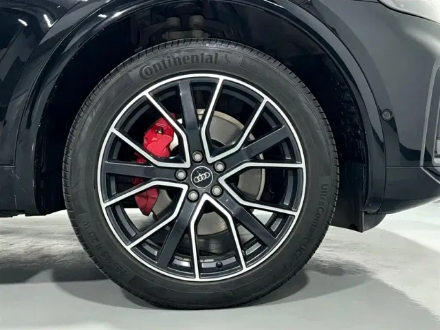 Audi Q5L — Фото автомобиля 15