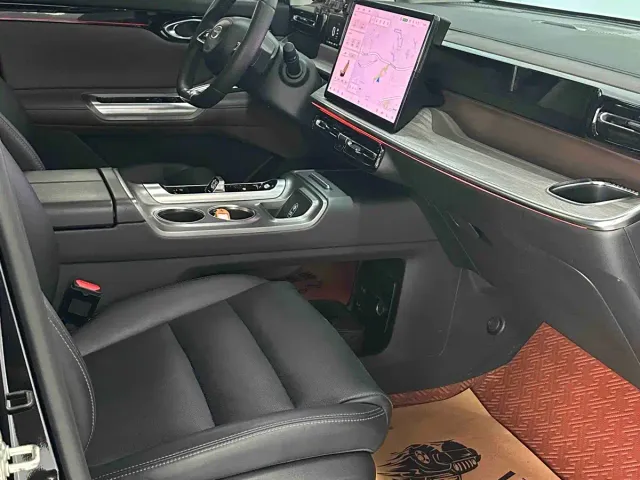 GAC Trumpchi E8 — Фото автомобиля 12