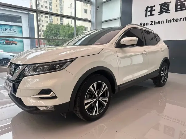 Фотография автомобиля — Nissan Qashqai