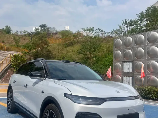Фотография автомобиля — Leapmotor C11