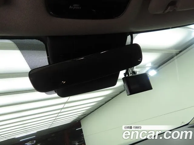 Hyundai Santafe Santa Fe (MX5) Бензин 2.5T 2WD — Фото автомобиля 14
