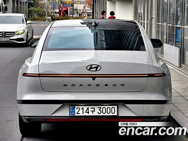 Hyundai Grandeur GN7 — Фото автомобиля 13