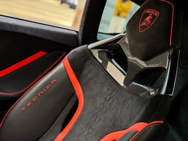 Lamborghini Huracan — Фото автомобиля 16
