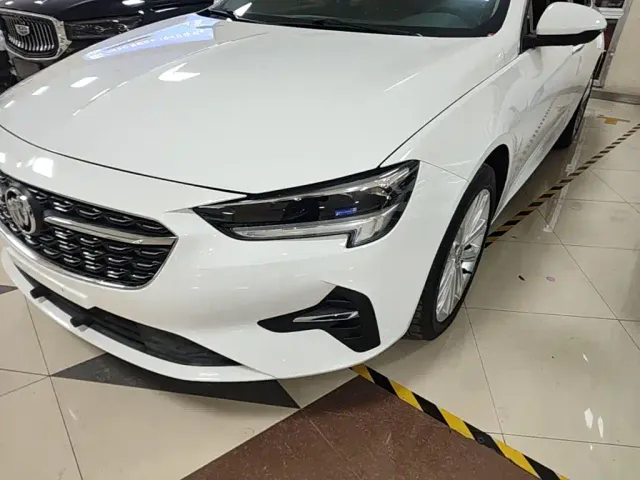 Buick Regal — Фото автомобиля 23