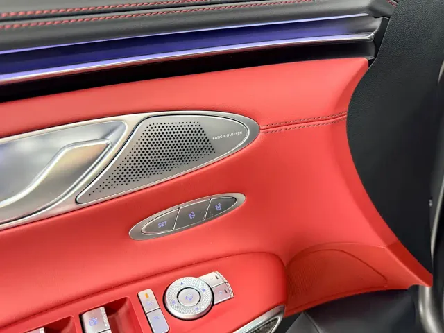 Genesis GV70 — Фото автомобиля 7