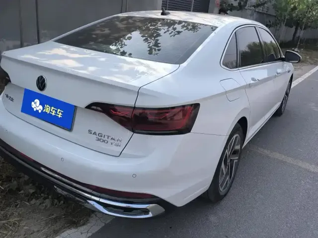 Volkswagen Sagitar — Фото автомобиля 3