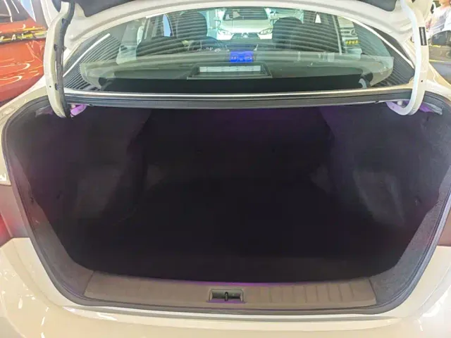 Nissan Sylphy — Фото автомобиля 18