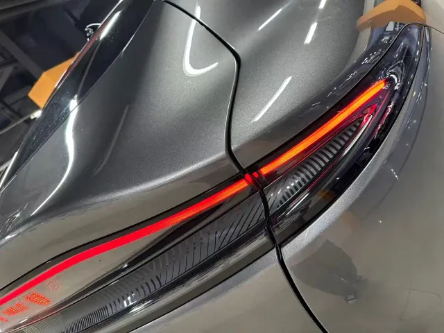 IM Motors LS6 — Фото автомобиля 15