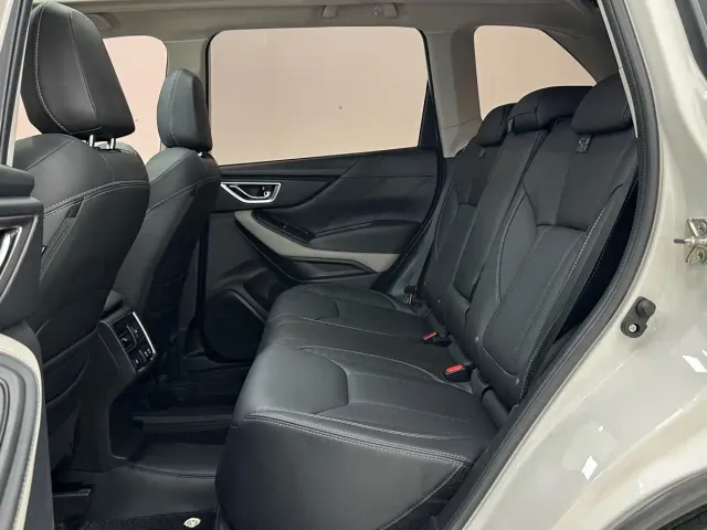 Subaru Forester — Фото автомобиля 8
