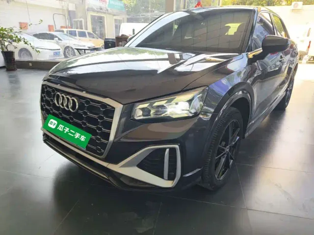 Фотография автомобиля — Audi Q2L