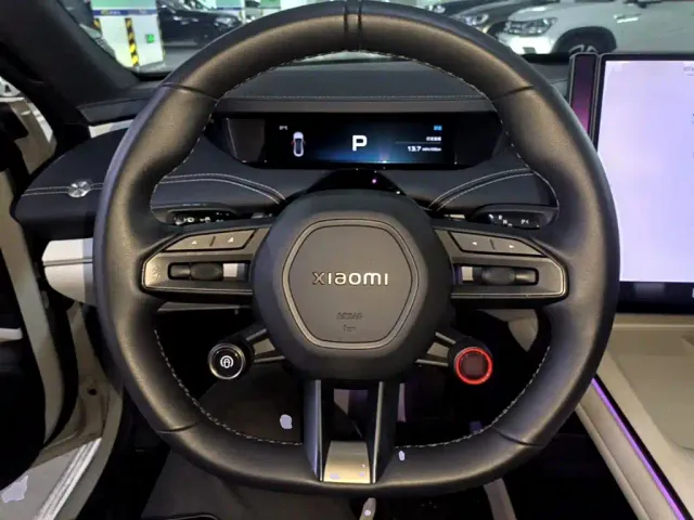 Xiaomi SU7 — Фото автомобиля 10
