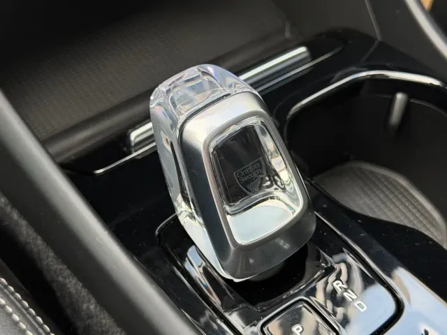 Volvo XC40 — Фото автомобиля 30