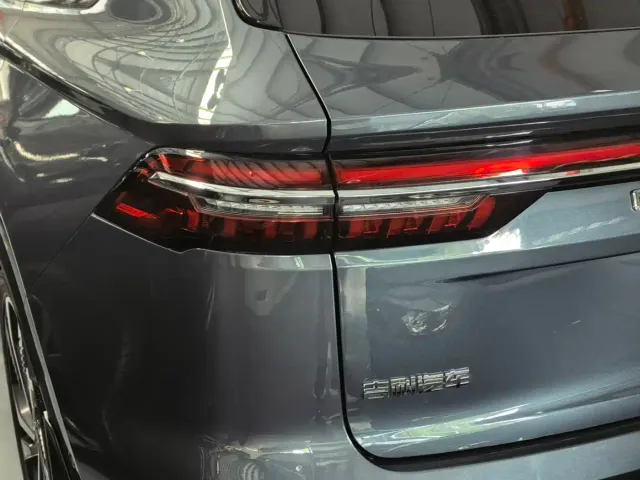 Geely Xingyue L — Фото автомобиля 8