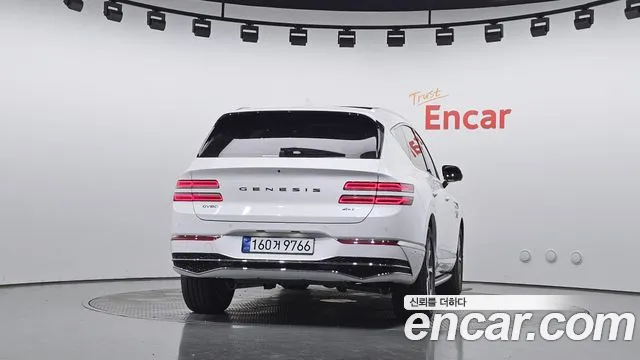 Genesis GV80 2.5T Бензин AWD — Фото автомобиля 2