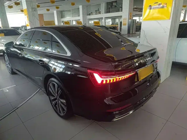 Audi A6L — Фото автомобиля 22
