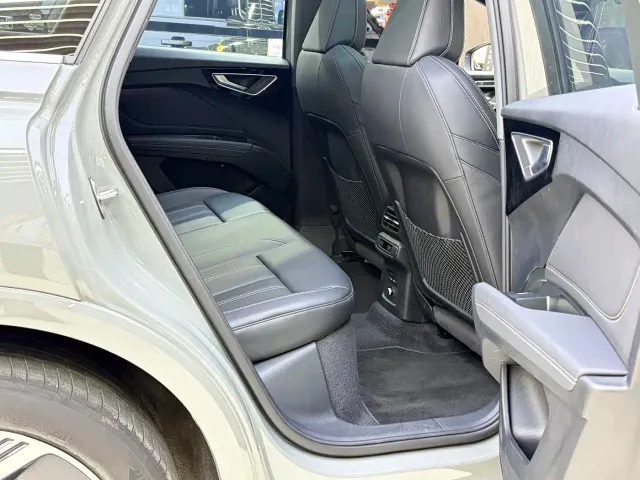 Audi Q4 e-tron — Фото автомобиля 19