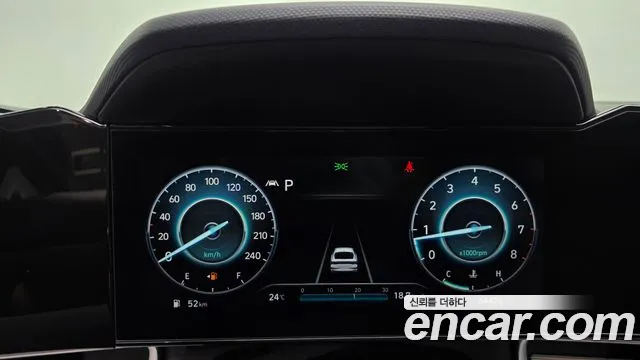 Hyundai Avante CN7 — Фото автомобиля 8