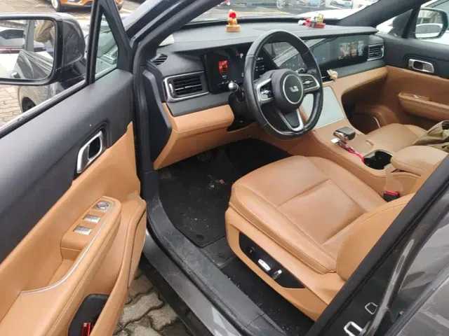 Li Auto ONE — Фото автомобиля 15