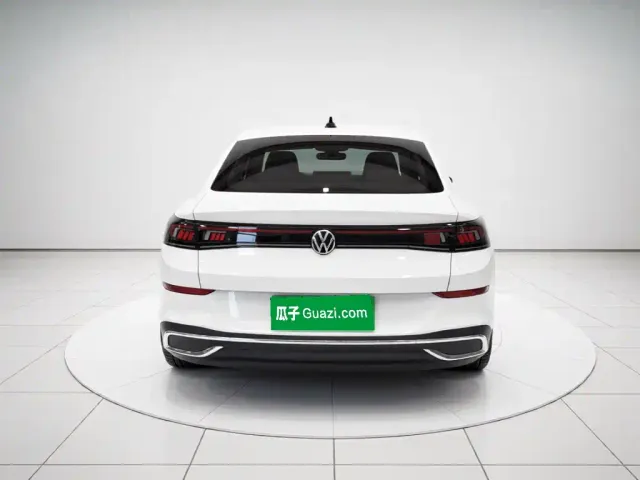 Volkswagen Lamando — Фото автомобиля 5
