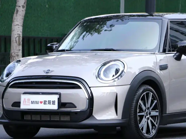 MINI Hatch — Фото автомобиля 8