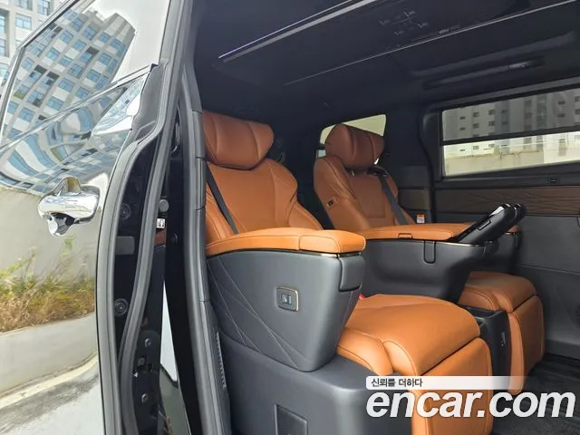 Фотография автомобиля — Toyota Alphard Generation 4