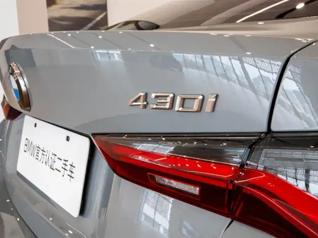 BMW 4 Series — Фото автомобиля 10