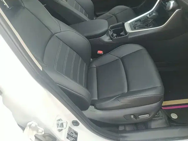 Toyota Wildlander — Фото автомобиля 24