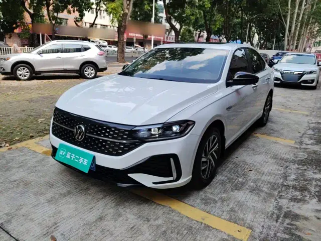 Фотография автомобиля — Volkswagen Lavida