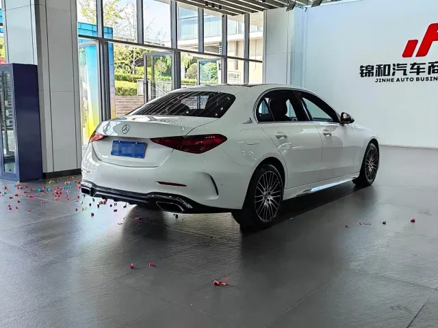 Mercedes-Benz C-Class — Фото автомобиля 10