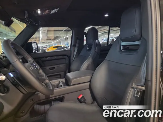 Land Rover Defender L663 — Фото автомобиля 3