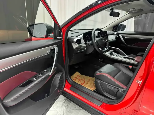 Geely Binyue 2021 1.4T DCT Diamond Edition — Фото автомобиля 7