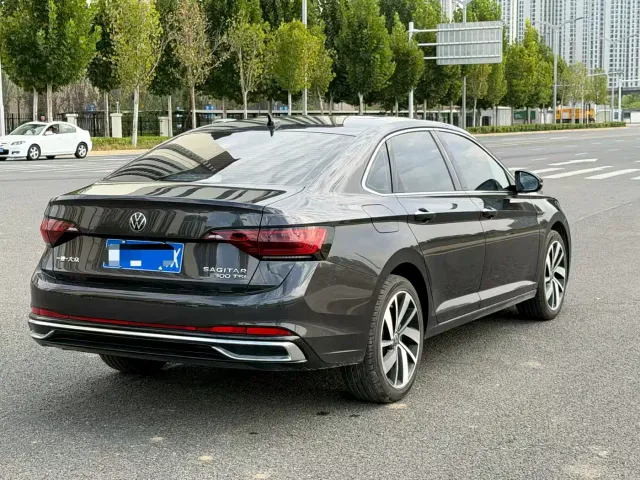 Volkswagen Sagitar — Фото автомобиля 9