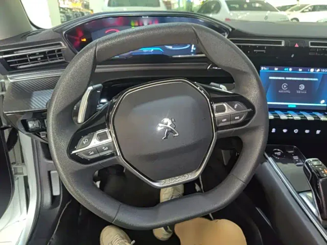 Peugeot 508 — Фото автомобиля 10