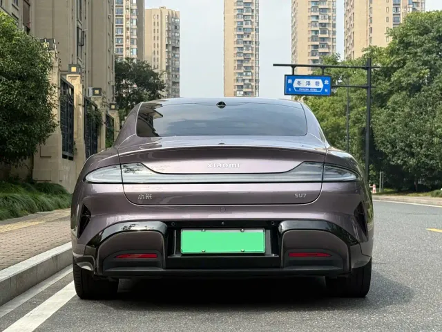 Xiaomi SU7 — Фото автомобиля 5